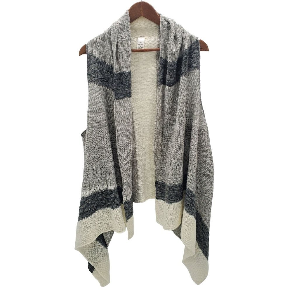 Maurices Womens Sleeveless Knit Cardigan Sweater One Size Gray Cream Cascade